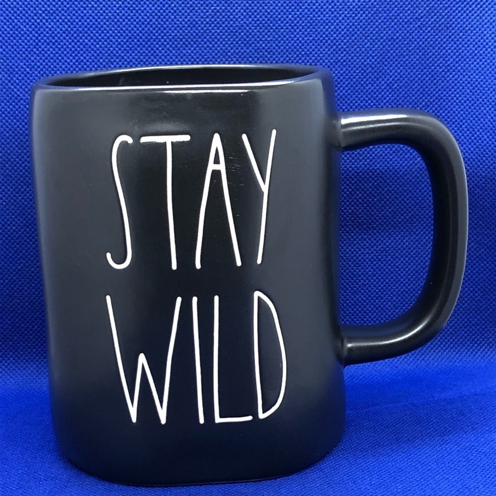 Mug Rae Dunn , Matt Black
